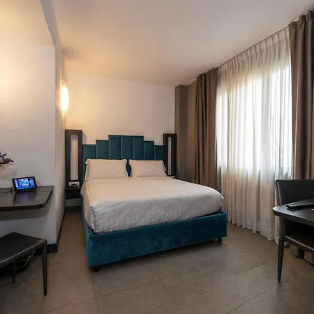 Hotiday Porto Hotel